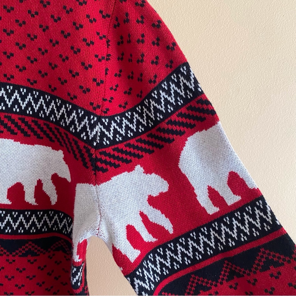Chaps Polar Bear Fair Isle Sweater Men Medium Red Black White Crewneck Preppy - Picture 7 of 15